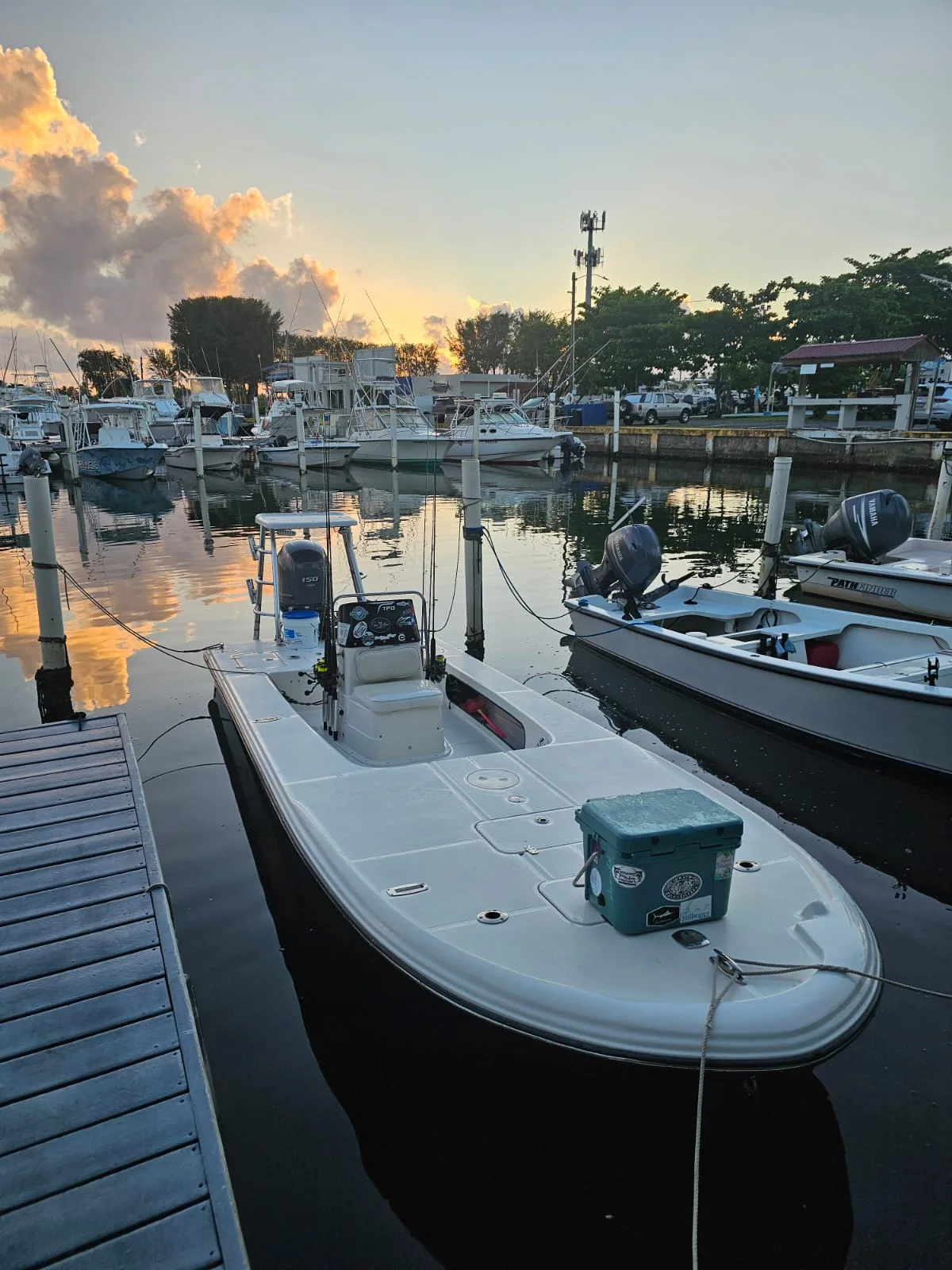 Reel Addiction's Sundance VX20 at dock E-112, Cangrejos Yacht Club